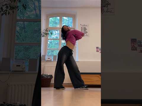 ESPRESSO TIKTOK DANCE #sabrinacarpenter #sabrinacarpenterespresso #dance #tiktokdance #dancetrends