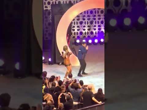 Tony Khan Busts Out CEO Dance With Mercedes Mone After AEW Dynamite Grandslam 🔥