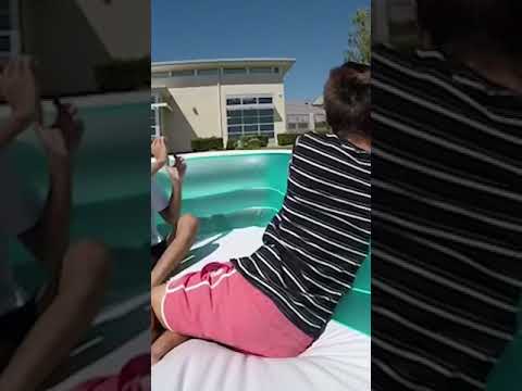 Inflatable pool vs the world 😂