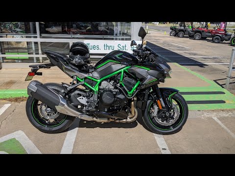 Ride and Review of the Kawasaki ZH2