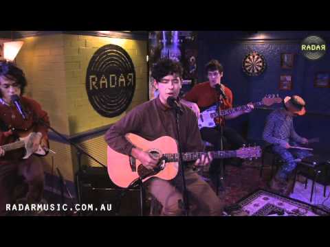 Last Dinosaurs Live at Radar - Spiller / Modjo Cover Medley