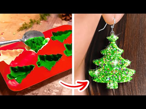 SECRET SANTA SNACKS || How to Sneak Food to the Christmas Party by 123 GO! Planet