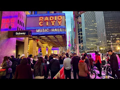 NYC  LIVE  In   Manhattan   On  Sunday  Evening             (17  November 2024)