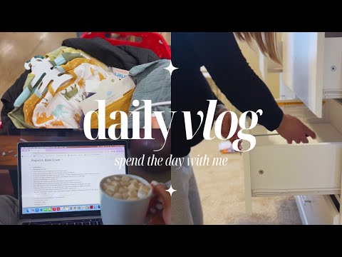 Weekly Vlog: target shopping, nursery things, homework