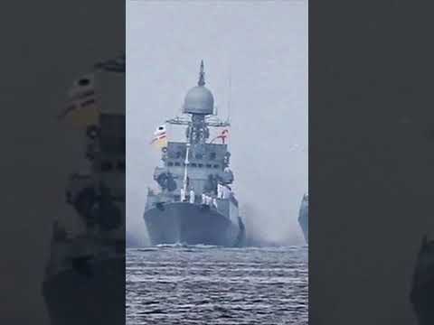 ロシアから10キロ離れたクライペダの近くで50隻のNATO軍艦