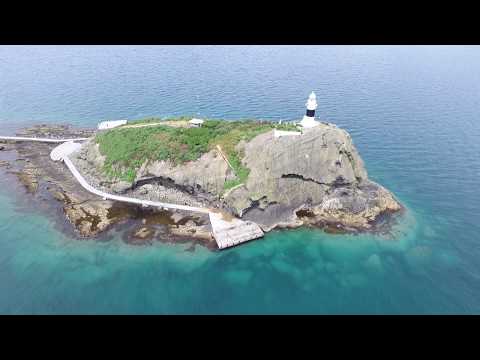 陸奥弁天島灯台（青森県むつ市）