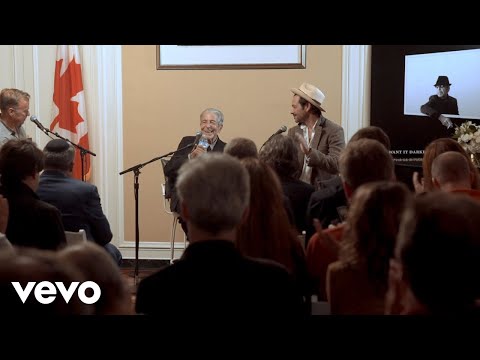 Leonard Cohen - Leonard Cohen thanks the audience (You Want It Darker album press conference)