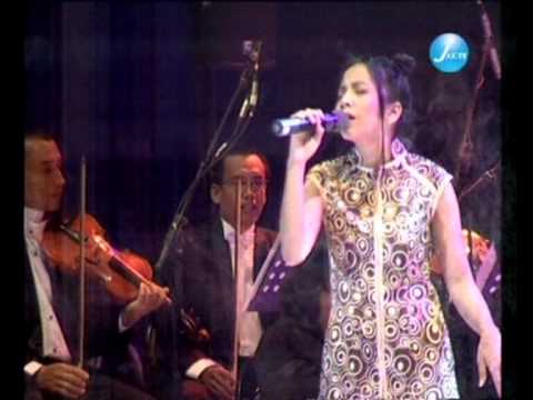 05 Eyes on Me (FF VIII) [Arina Ephipania] - Beginning of Fantasy - Indonesia FF Concert 2006