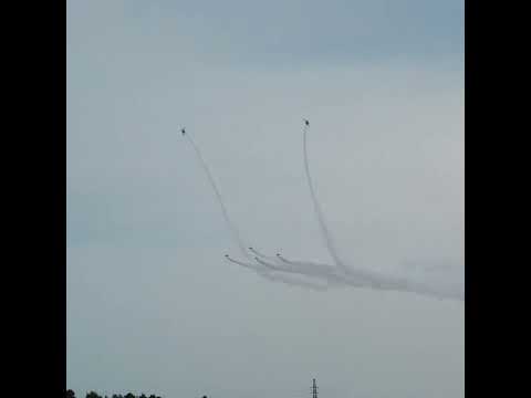 やっぱりブルーはカッコいい！ブルーインパルス @浜松基地航空祭 2024 Blue Impulse @ Hamamatsu Air Base Air Show 2024 #shorts