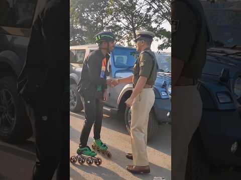 kaam kya karte ho ? #skating #viral #viralpost #inlineskating #inshort #reaction #skateboardingisfun