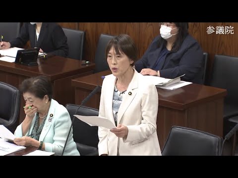 田村智子　物流革新に向けた政策パッケージ案・高速道路での速度制限の引上げ・交通事故の死亡事故率が普通乗用自動車に比べて高い・衝突被害軽減ブレーキ・運転者の身体的,精神的負担,ストレスの負荷他