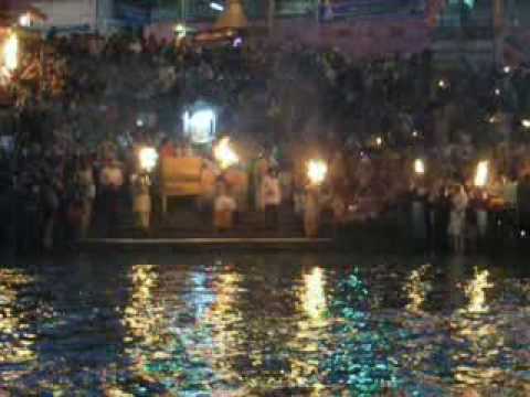 HARIDWAR GANGA ARATI ( complete arati during kumbha mela)