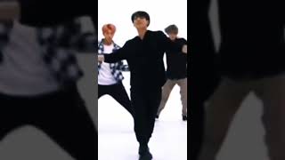 Jungkook running low edit #jungkookedits#btsedits#ytshorts #viral 🔥💜