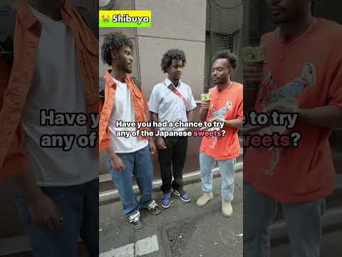 【KINOKO-TAKENOKO DOCCHI!?】in Shibuya Japan⑨　Which do you prefer? #shorts #funny #shortvideo