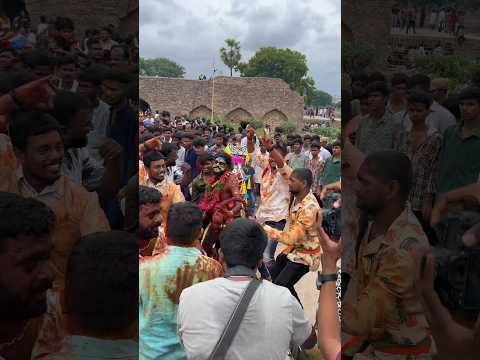 Potharaju dance at Golconda bonalu|    #trending #bonalu #potharaju #shorts #potharajuentry #viral