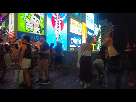 【Dotonbori, Osaka】80% of the People Walking are Foreigners