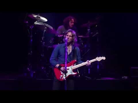 Dire Straits Experience - Lady writer (live in Tivoli Vredenburg)