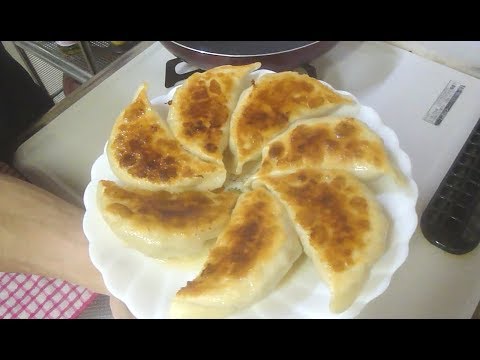 皮から餃子を作りました　 [すごくジューシー]