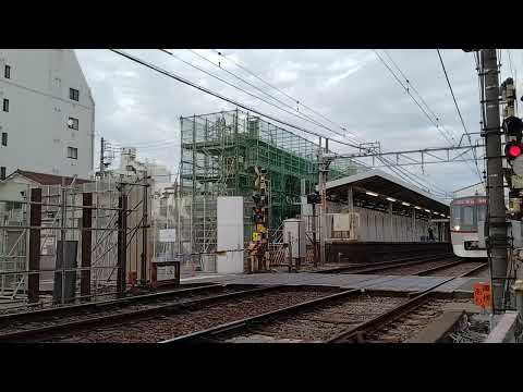 高架化工事が進む京成立石駅と都営5300形