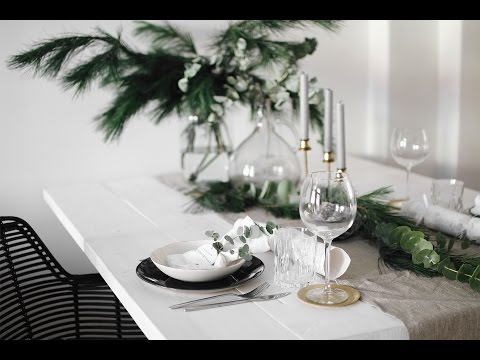 Holiday Decor - Christmas Dinner Table Decorations | AD