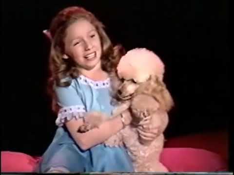 Lena Zavaroni - My Funny Valentine - The Bachelors Show - 1975