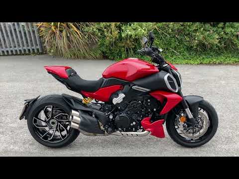 2024 DUCATI DIAVEL V4, 808 MILES - WALKAROUND - COMPLETELY MOTORBIKES