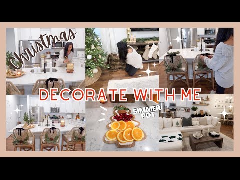 CHRISTMAS DECORATE WITH ME PART 2 | KITCHEN AND DINING ROOM CHRISTMAS DECOR // LoveLexyNicole