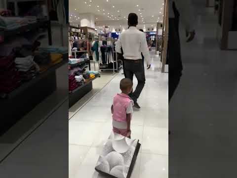 birthday shopping #mall #masti #viral #cutebaby #trending #shortvideos