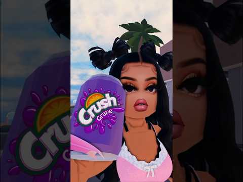 How BADDIES drink CRUSH GRAPE SODA 💅🏼✨👄 #roblox #shorts #baddie #berryavenue