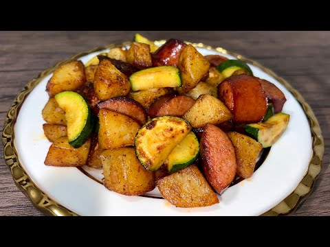 Sausage, Potatoes, and Zucchini | Ready in under 20 minutes! | Polska Kielbasa Recipe