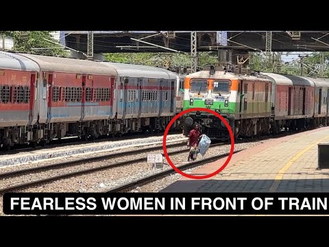 Tri Colour Livery WAP-7 With Howrah Duronto Superfast Express🇮🇳