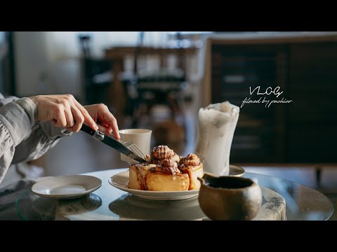 Enjoy winter in Japan | First coffee in 3 months and cinnamon rolls