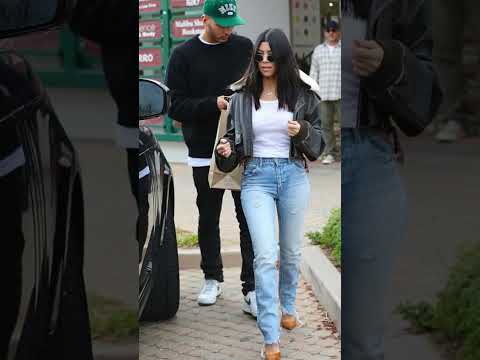 Kourtney Kardashian Street Style | Celebrity Style #celebrityinspiration