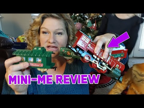 Review of Christmas Train Set With Lights, Steam, and Music