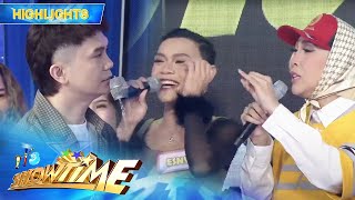 Vice Ganda at Vhong, game na mag-guest sa online series ni Esnyr | It's Showtime | Throwbox