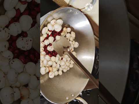 व्रत वाला नाश्ता #shorts #shortsvideo #ytshorts #khushbootherasoi #cooking #recipe