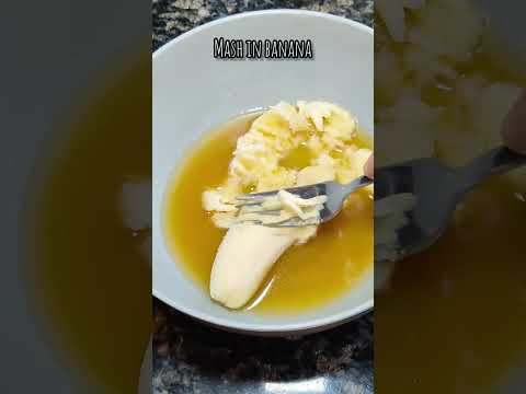 Easy 2 minute Microwave Banana Cake