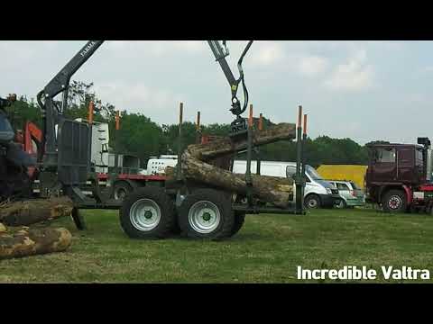 2009 Valtra N111 HiTech 4.4 Litre 4-Cyl Diesel Tractor (124 HP) with Timber Crane