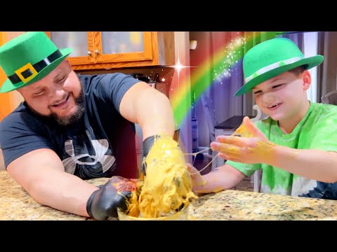 Caleb Makes Gold Slime LEPRECHAUN TRAP! Homemade St. Patrick's Day Family Craft DIY 🌈