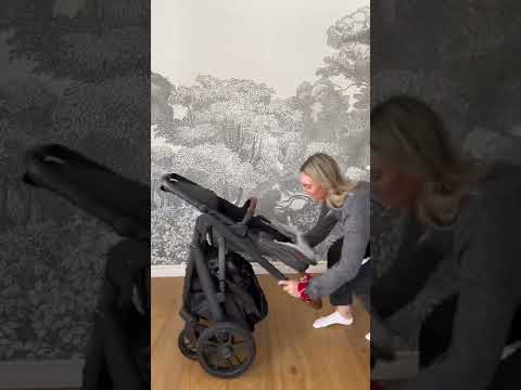 How To: Fold your UPPAbaby Vista V2