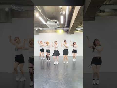 (여자)아이들((G)[-DLE) - '클락션 (Klaxon)