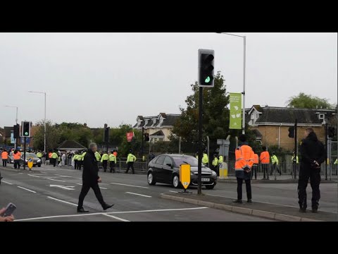 The Queen's Coffin Arrives In London - Live