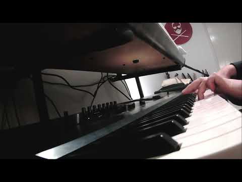 Delta Goodrem - Born To Try (acoustic piano lounge version playalong)