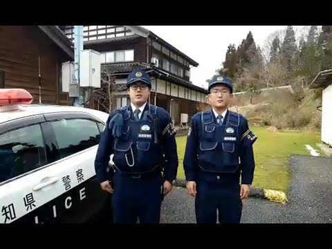 能登町鶴町付近における特別自動車警ら部隊（高知県警察）のパトロール状況