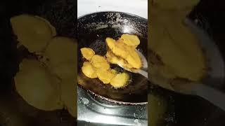 Aalu pakoda #testy #spicy #aalupakoda #shorts #viralshorts