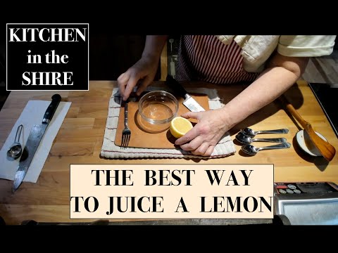 The BEST Way To JUICE A LEMON!