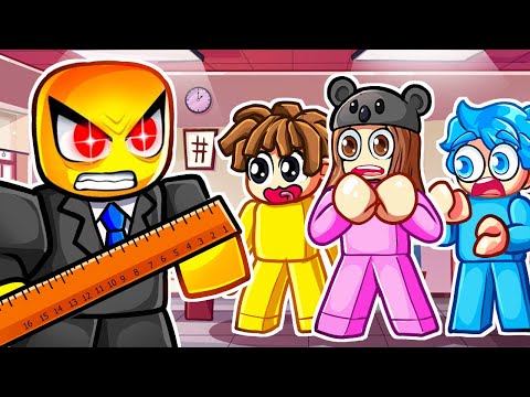 Angelazz survives the STRICTEST SCHOOL in Roblox!