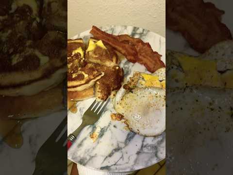 Delicious Pancake Breakfast 😋 #shortvideo #youtubeshorts #shorts #pancake #wow #bacon #brunch #yum