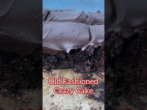 Chocolate Crazy Cake / Wacky Cake #chocolatecake #cakerecipe #cakeshorts