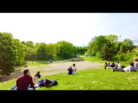 Trinity Bellwoods | 4K Walk Toronto (May 2022)